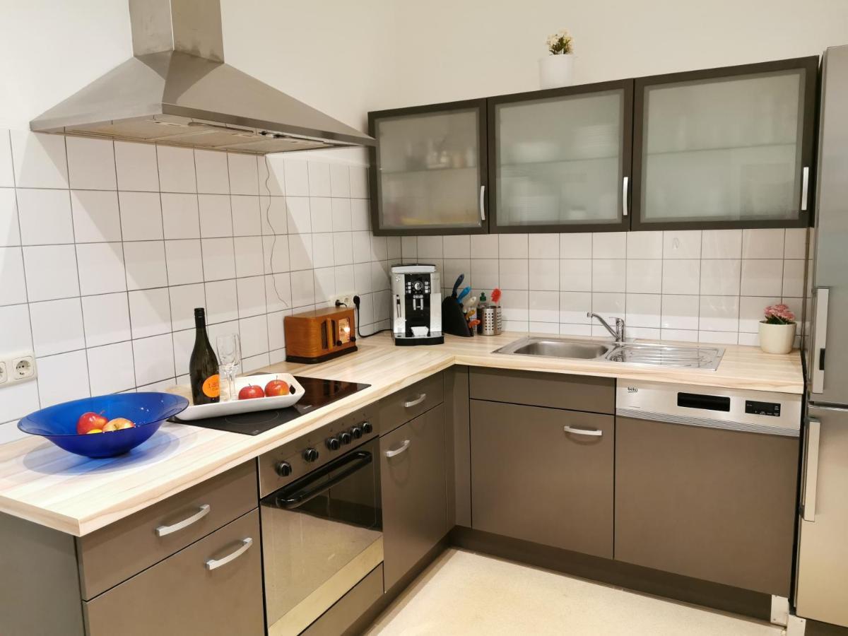 Studios Klagenfurt Клагенфурт Екстериор снимка